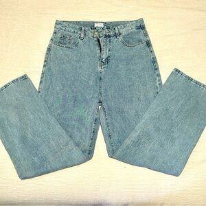 Women’s Pink Lily NWOT trendy straight loose medium wash jeans, size 31